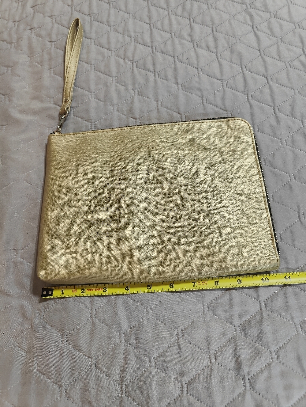 Scout Bags Two-Tone Gold & Silver Clutch Wristlet - Picture 5 of 6